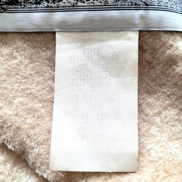 Vintage Sawyer of Napa Camel Hooded Shearling Fur Coat RARE Luxury Travel Winter - Picture 9 of 9